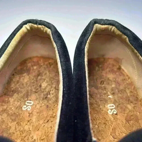 SOLUDOS Blue Velvet Velour Llama Embroidered Patch Slip On Shoes Women Size 6 - Picture 4 of 8